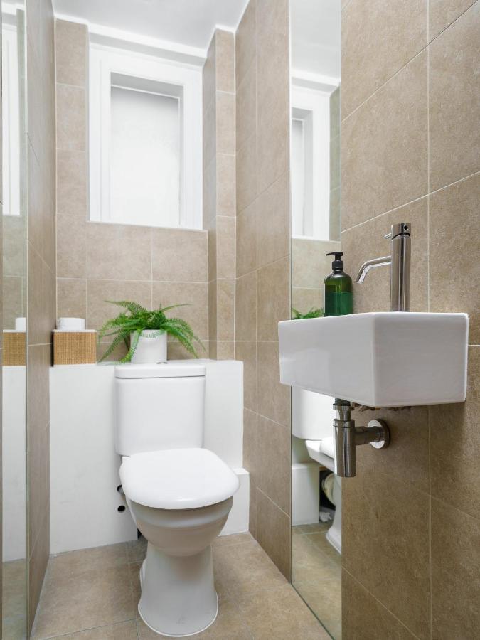 Huge & Central 3 Bedr, 4 Beds, Covent Gdn ロンドン エクステリア 写真