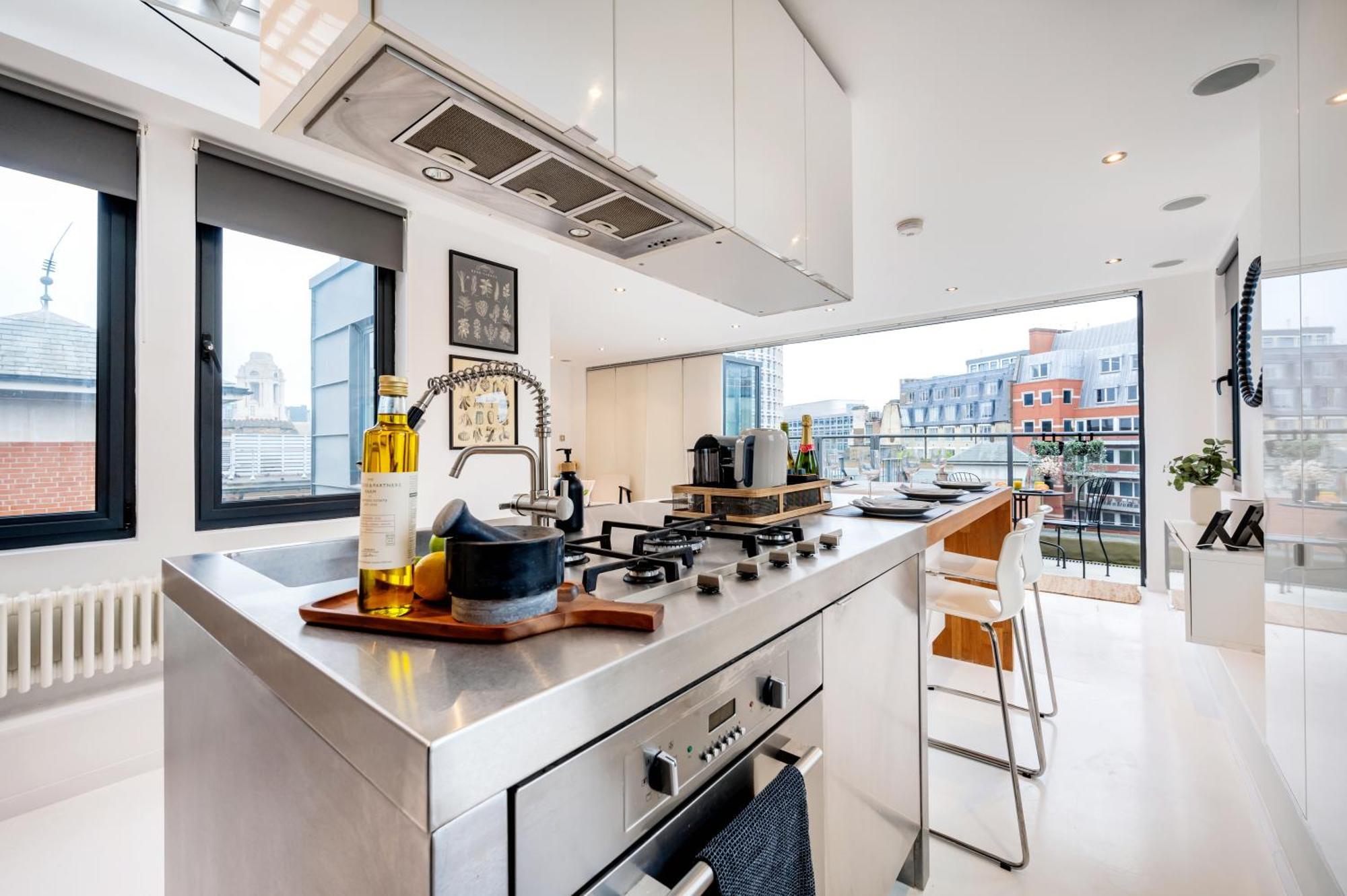 Huge & Central 3 Bedr, 4 Beds, Covent Gdn ロンドン エクステリア 写真