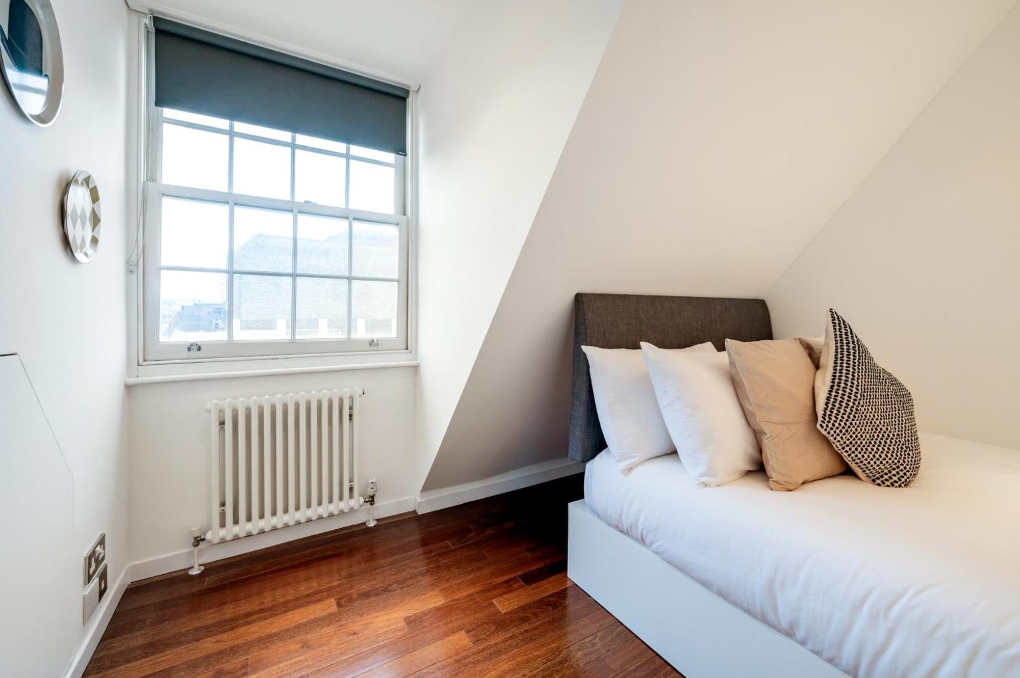 Huge & Central 3 Bedr, 4 Beds, Covent Gdn ロンドン エクステリア 写真